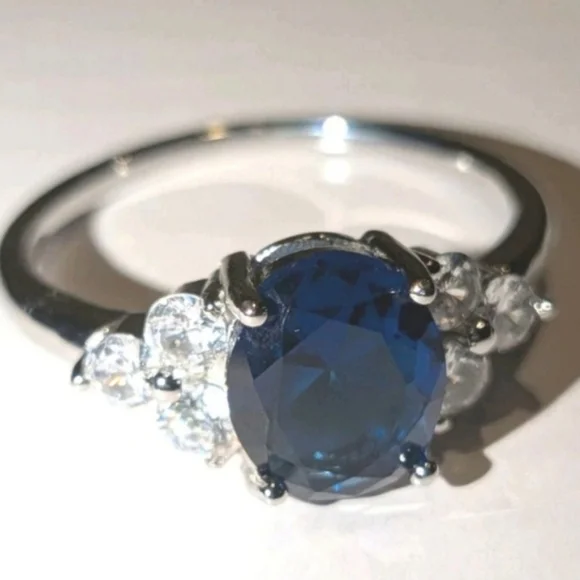 Womens 925 Dazzling 8ct Brilliant Cut Blue Gemstone Ring Sz 11